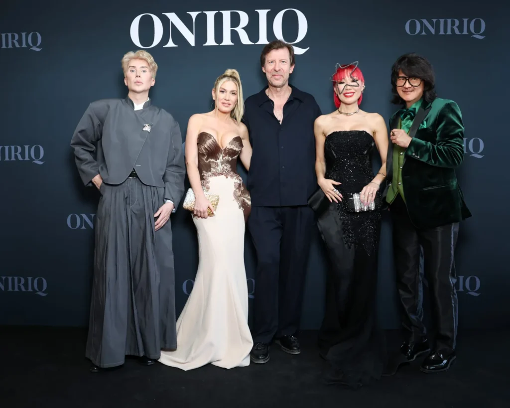 Dominique Busso with guests at the Oniriq event
